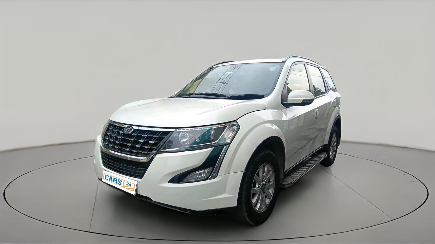 2018 Mahindra XUV500 W11 AT, Diesel, Automatic, 1,22,900 km, exterior