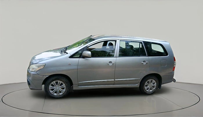 2015 Toyota Innova 2.5 GX 8 STR, Diesel, Manual, 1,28,184 km, exterior