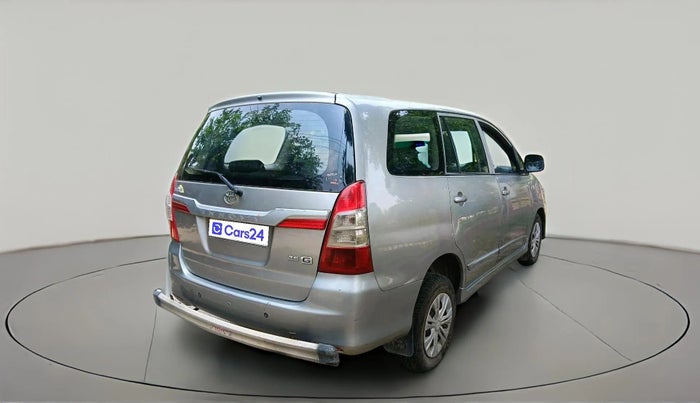 2015 Toyota Innova 2.5 GX 8 STR, Diesel, Manual, 1,28,184 km, exterior
