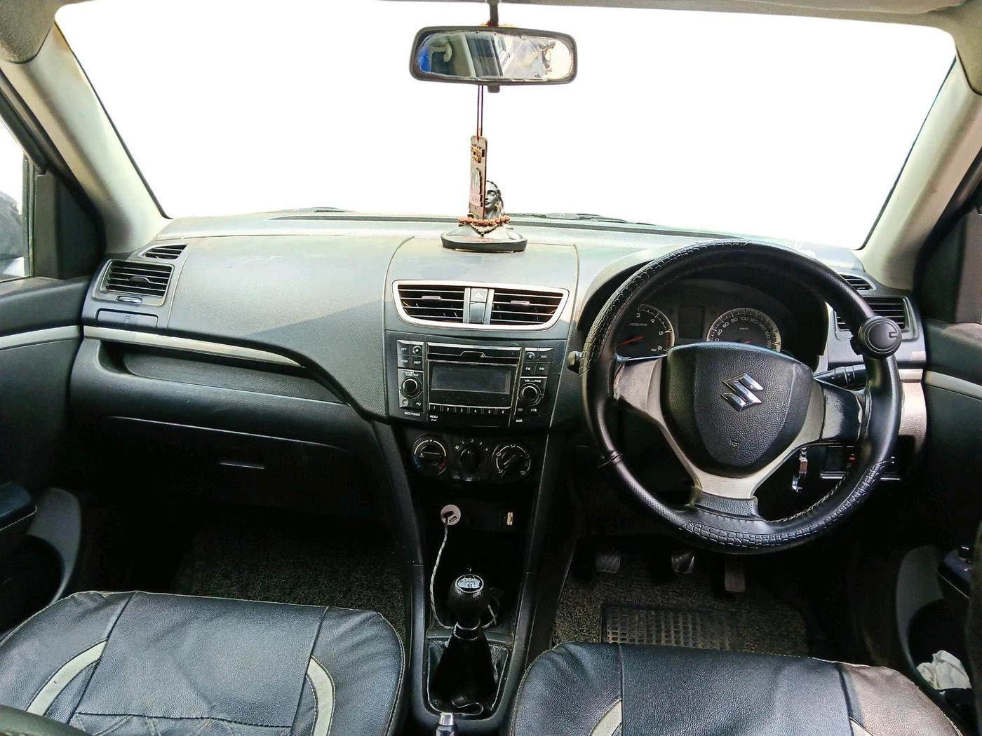 2016 Maruti Swift VDI, Diesel, Manual, 1,45,808 km, interior