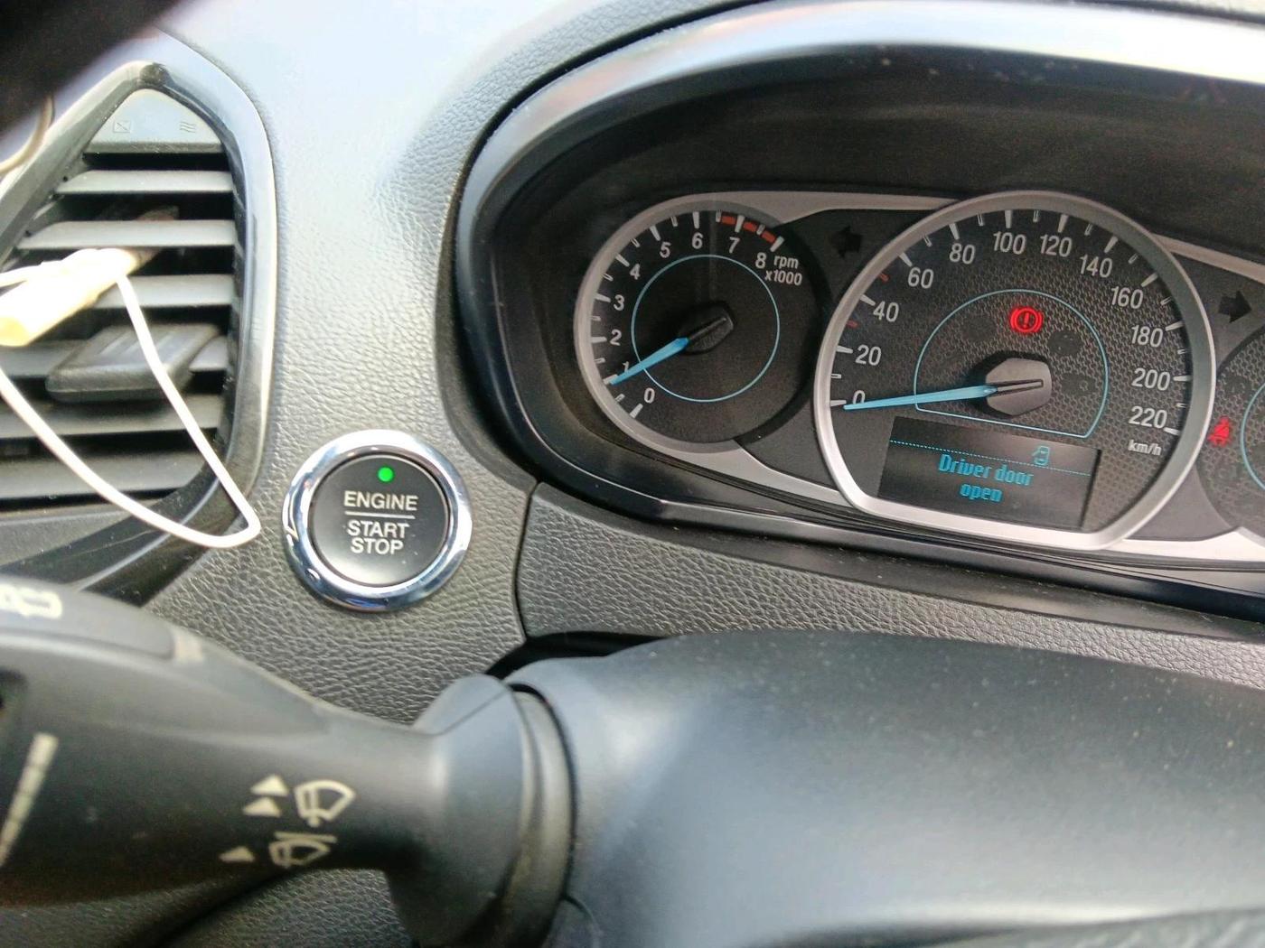 2020 Ford FREESTYLE TITANIUM PLUS 1.2 PETROL, Petrol, Manual, 64,056 km, interior