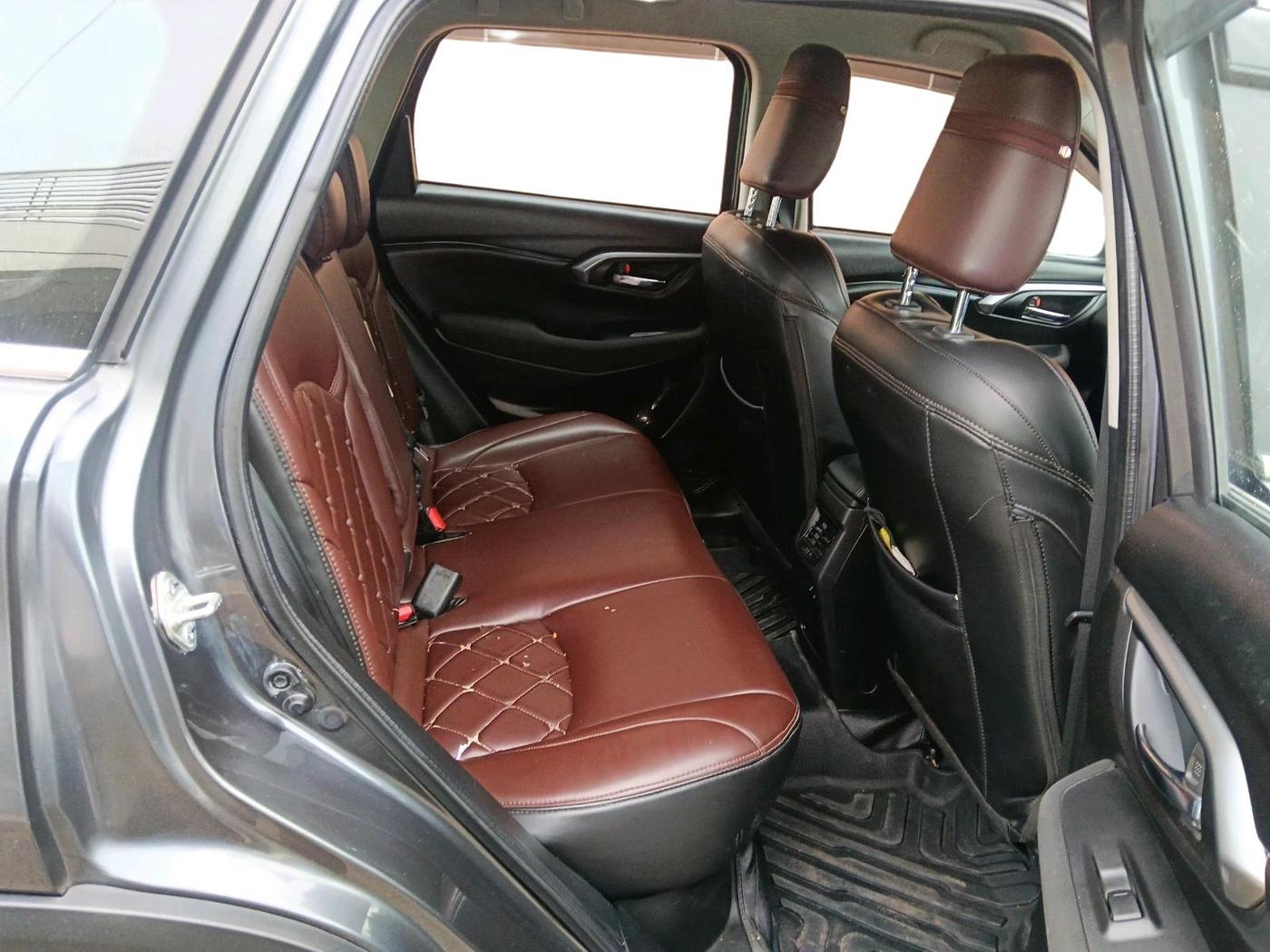 2024 Toyota URBAN CRUISER HYRYDER S NEO DRIVE, Petrol, Manual, 13,378 km, interior