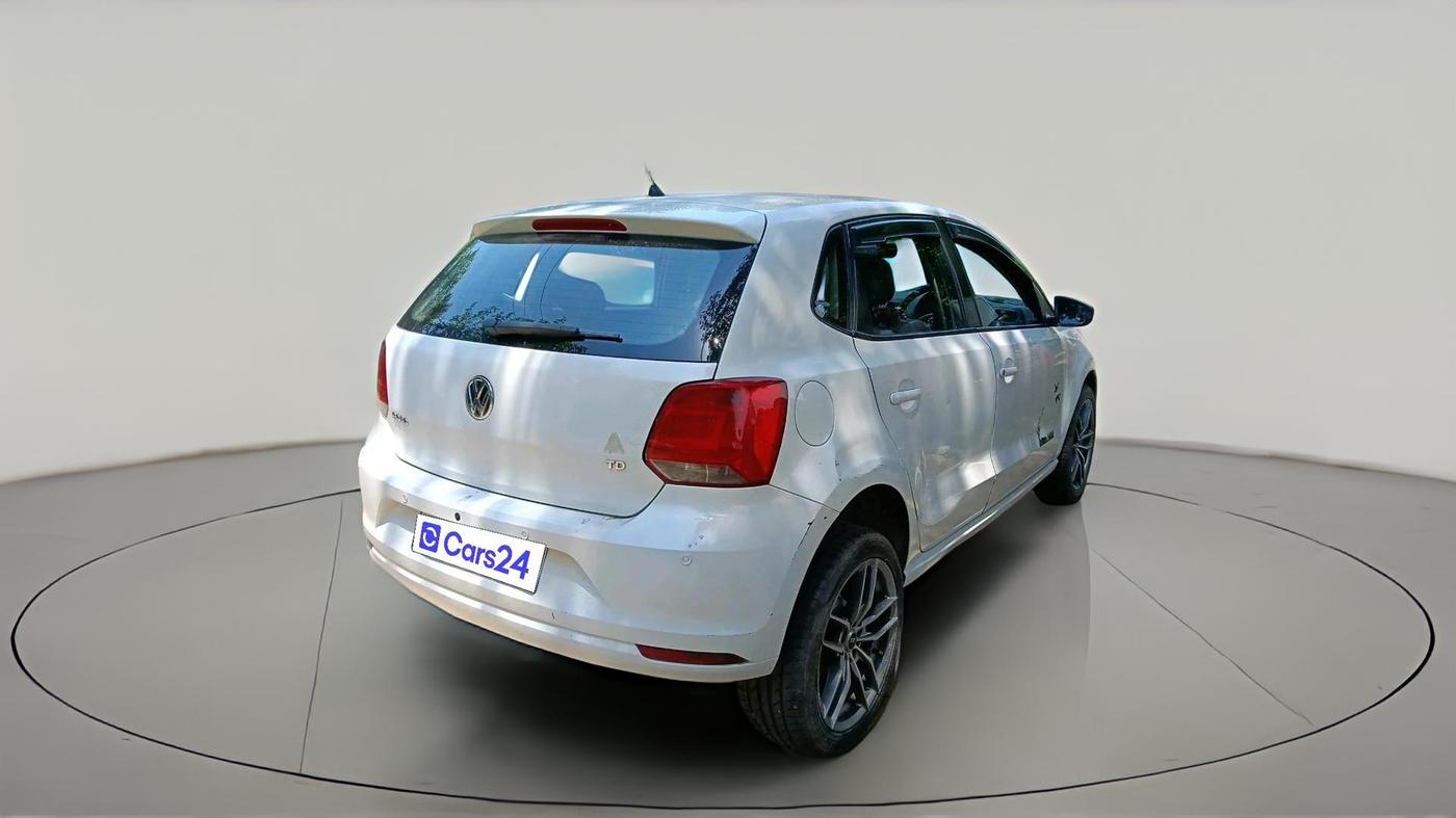 2015 Volkswagen Polo COMFORTLINE 1.5L, Diesel, Manual, 94,698 km, exterior