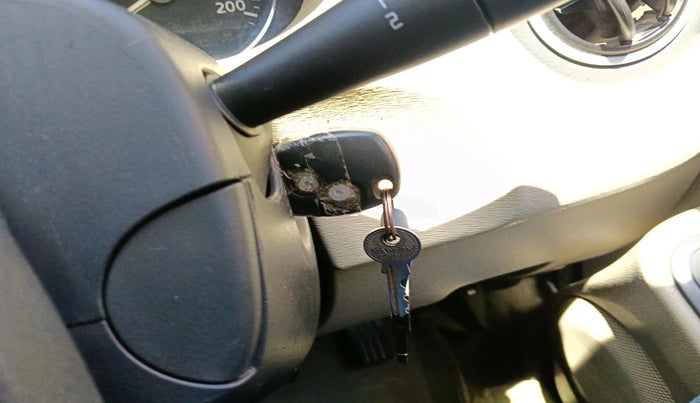 2014 Nissan Terrano XL O (D), Diesel, Manual, 1,14,590 km, interior