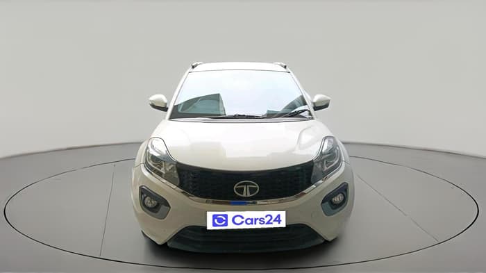 2018 Tata NEXON XZ PETROL, Petrol, Manual, 79,673 km, exterior