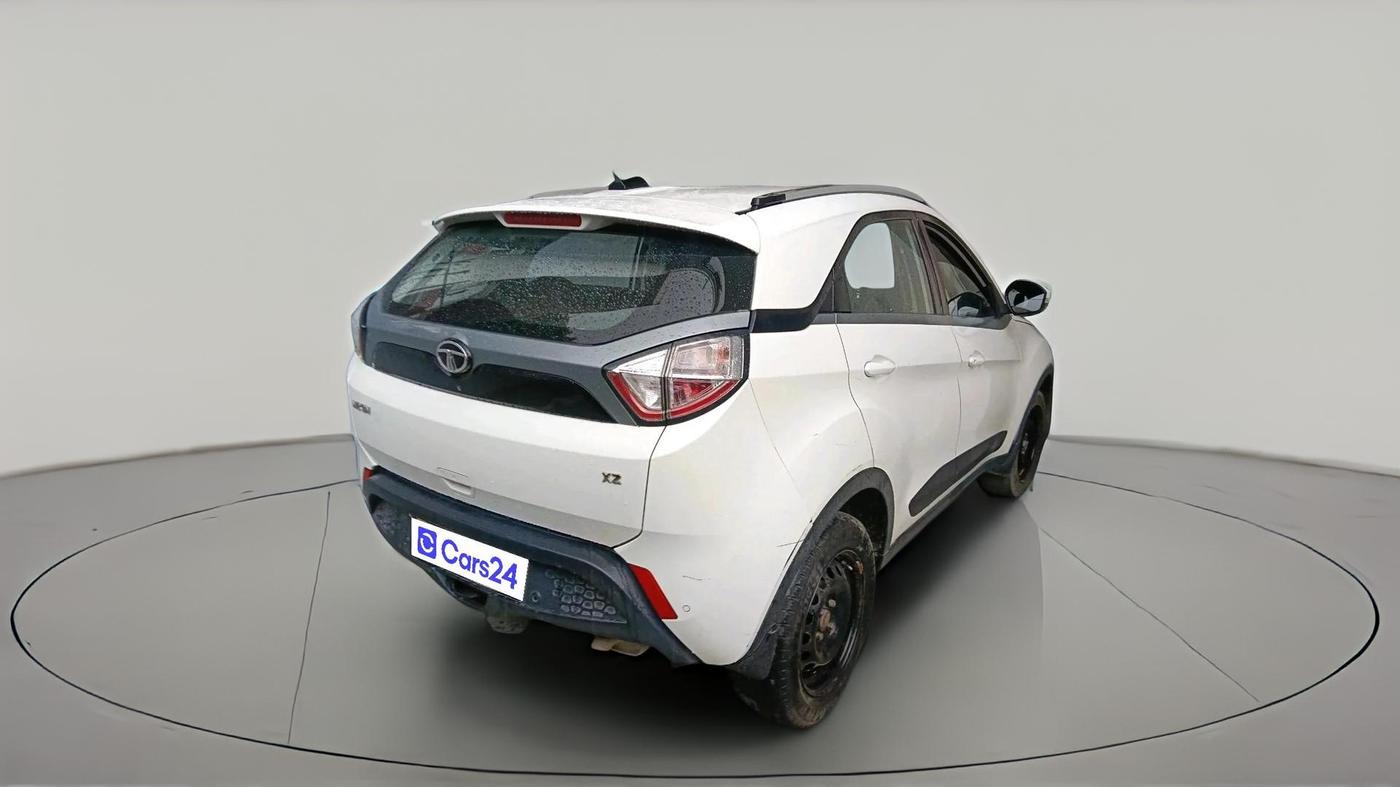 2018 Tata NEXON XZ PETROL, Petrol, Manual, 79,673 km, exterior