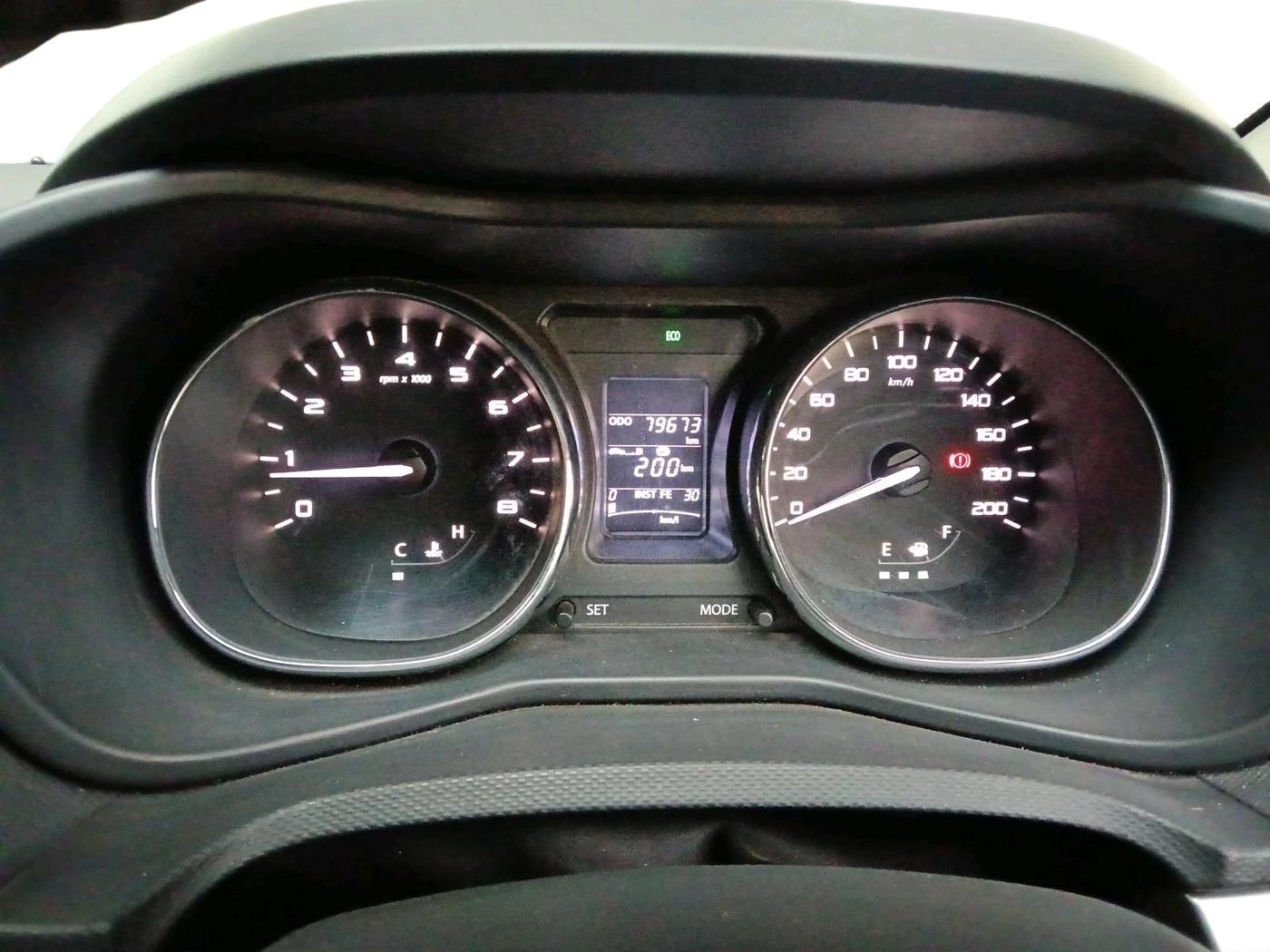 2018 Tata NEXON XZ PETROL, Petrol, Manual, 79,673 km, interior