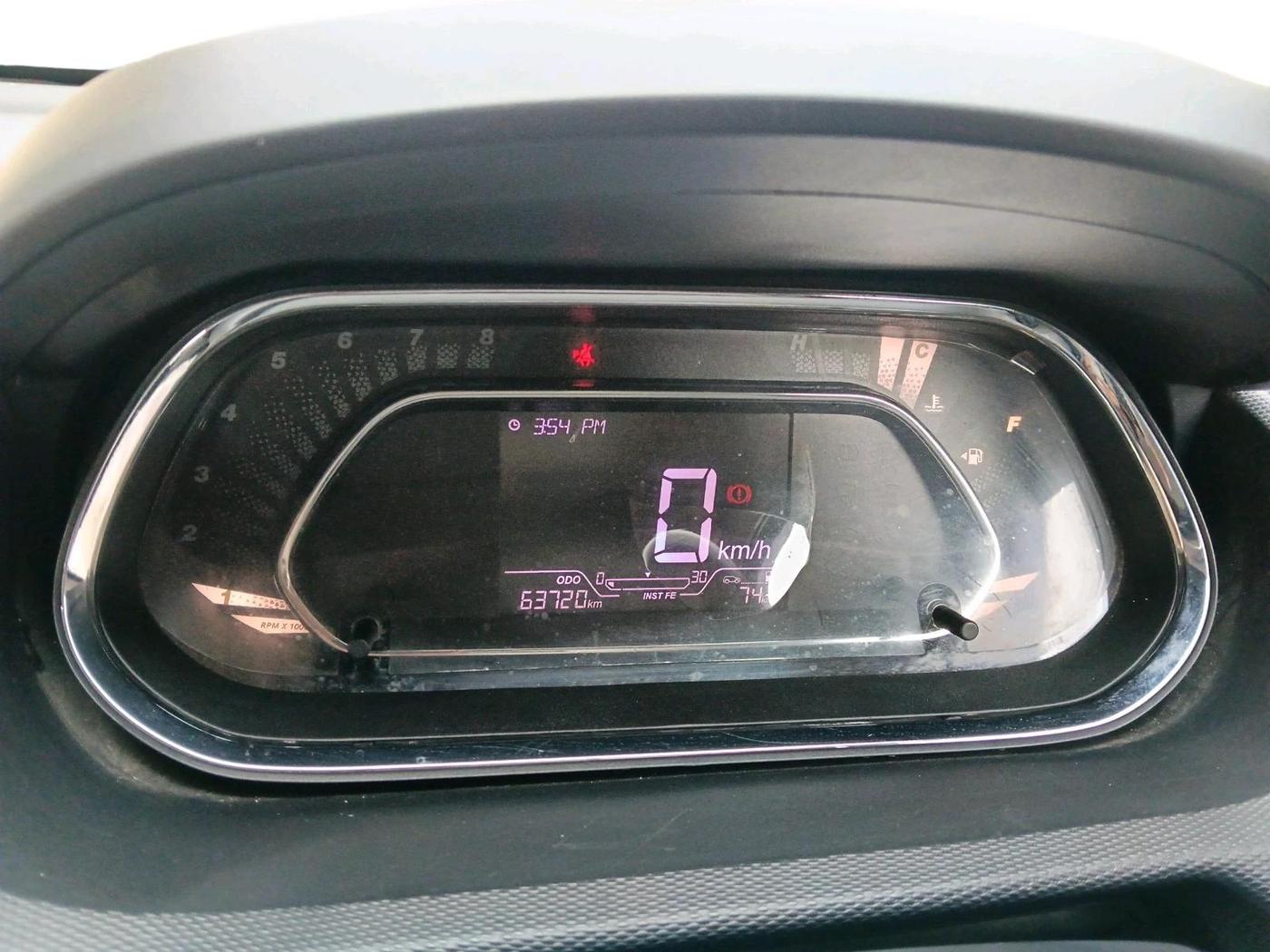 2020 Tata Tiago XZ PETROL, Petrol, Manual, 63,720 km, interior