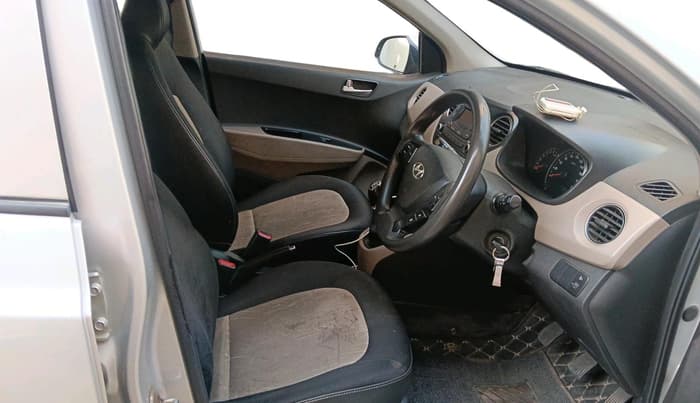 2015 Hyundai Grand i10 SPORTZ 1.2 KAPPA VTVT, Petrol, Manual, 61,603 km, interior