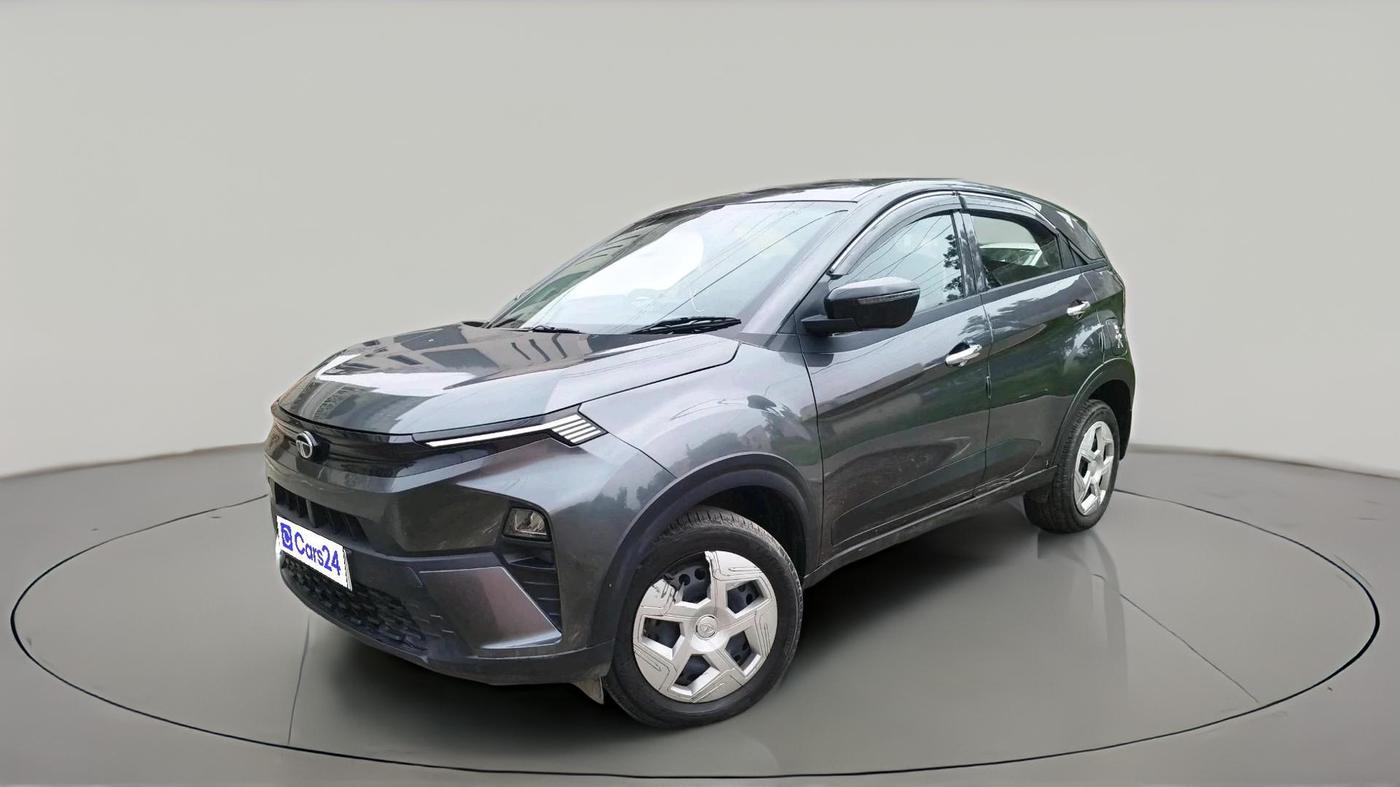 2025 Tata NEXON Smart + 1.5, Diesel, Manual, 34,835 km, exterior