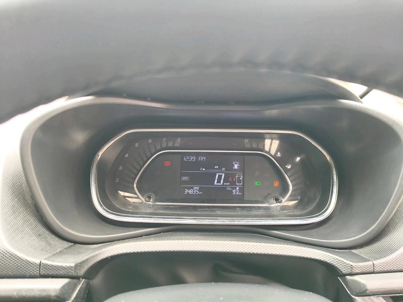 2025 Tata NEXON Smart + 1.5, Diesel, Manual, 34,835 km, interior
