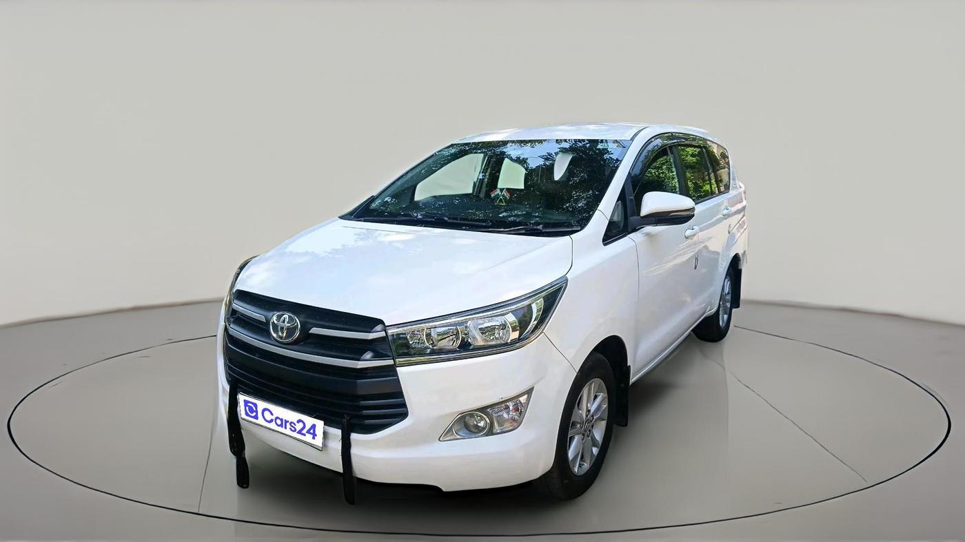 2018 Toyota Innova Crysta 2.4 GX 7 STR, Diesel, Manual, 1,40,446 km, exterior