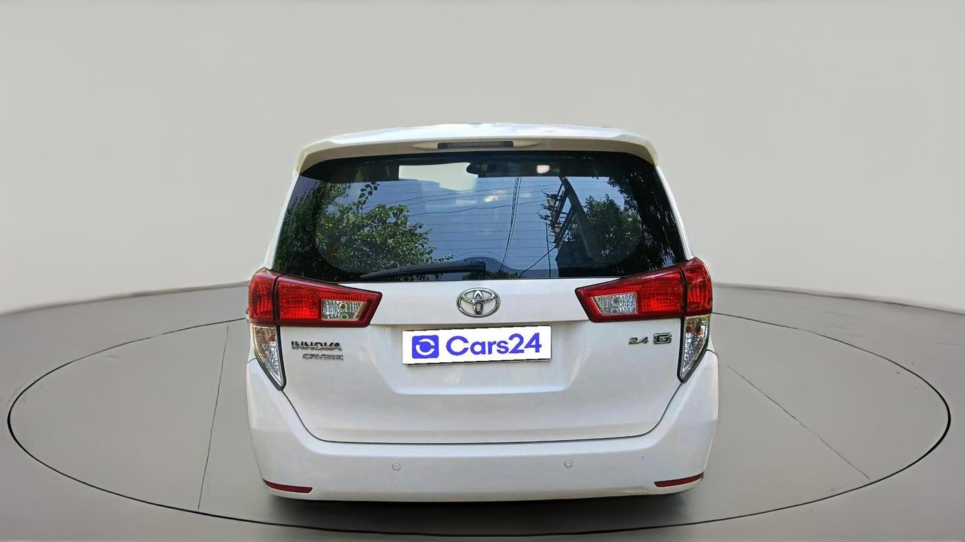 2018 Toyota Innova Crysta 2.4 GX 7 STR, Diesel, Manual, 1,40,446 km, exterior