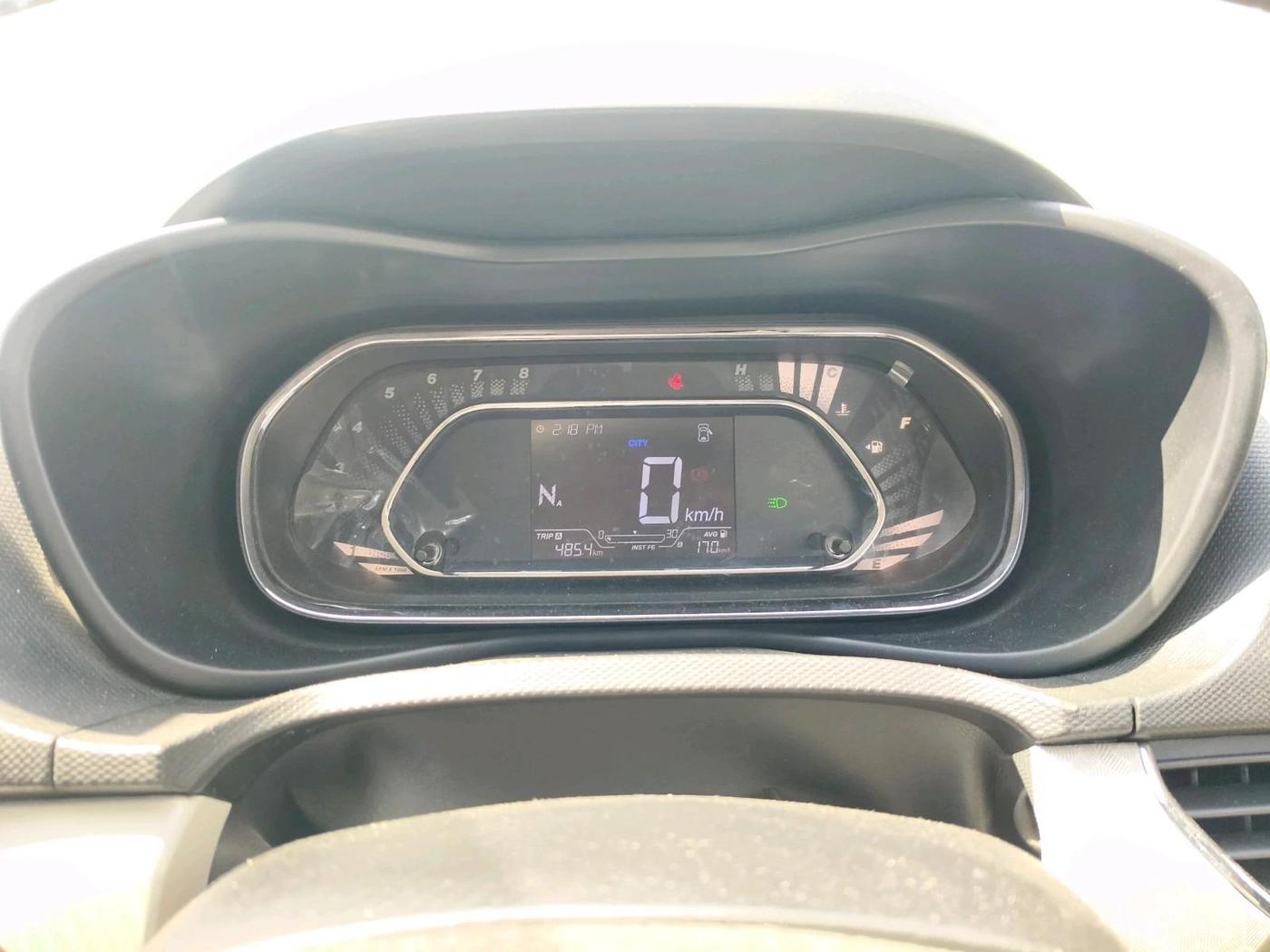 2022 Tata NEXON XZA PLUS DIESEL, Diesel, Automatic, 22,362 km, interior