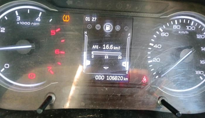 2022 Mahindra BOLERO NEO N10 R, Diesel, Manual, 1,06,820 km, interior