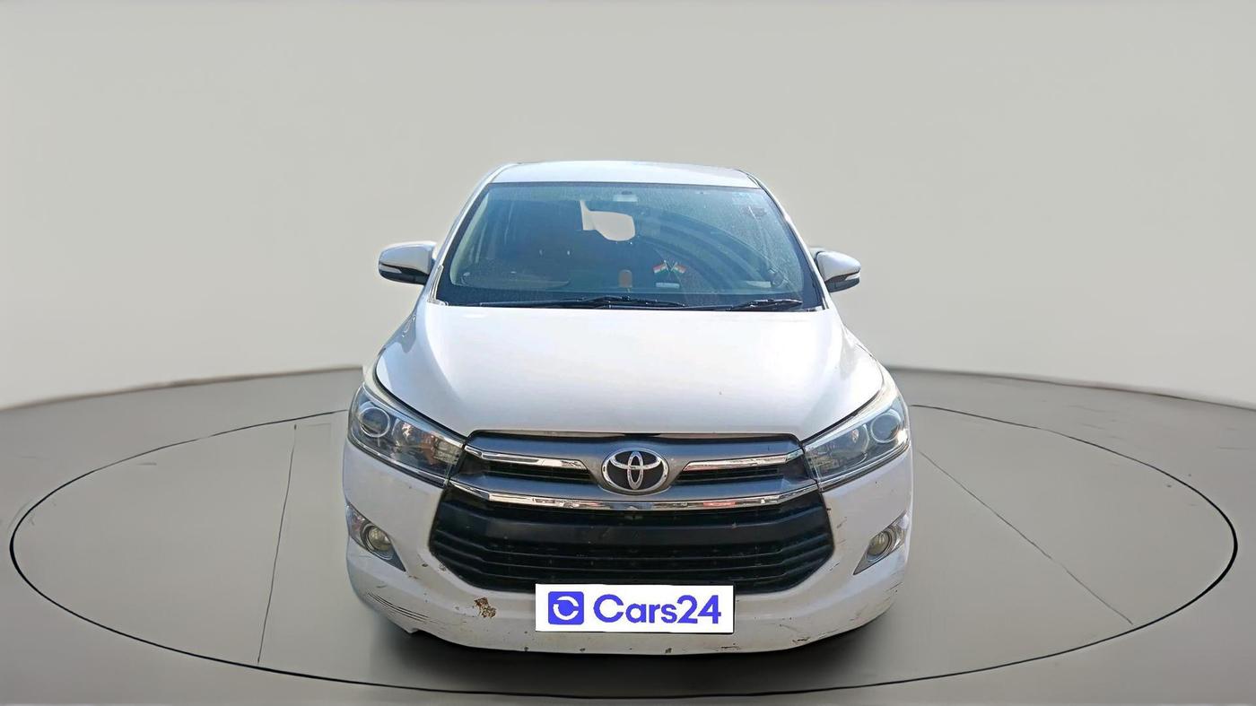 2016 Toyota Innova Crysta 2.4 VX 7 STR, Diesel, Manual, 1,90,725 km, exterior
