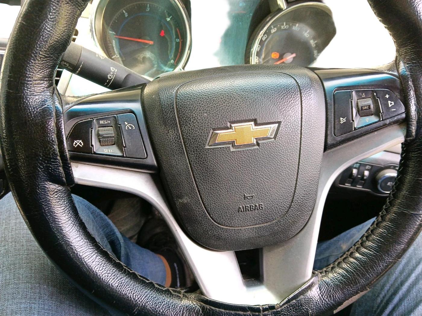2015 Chevrolet Cruze LTZ, Diesel, Manual, 1,08,484 km, interior