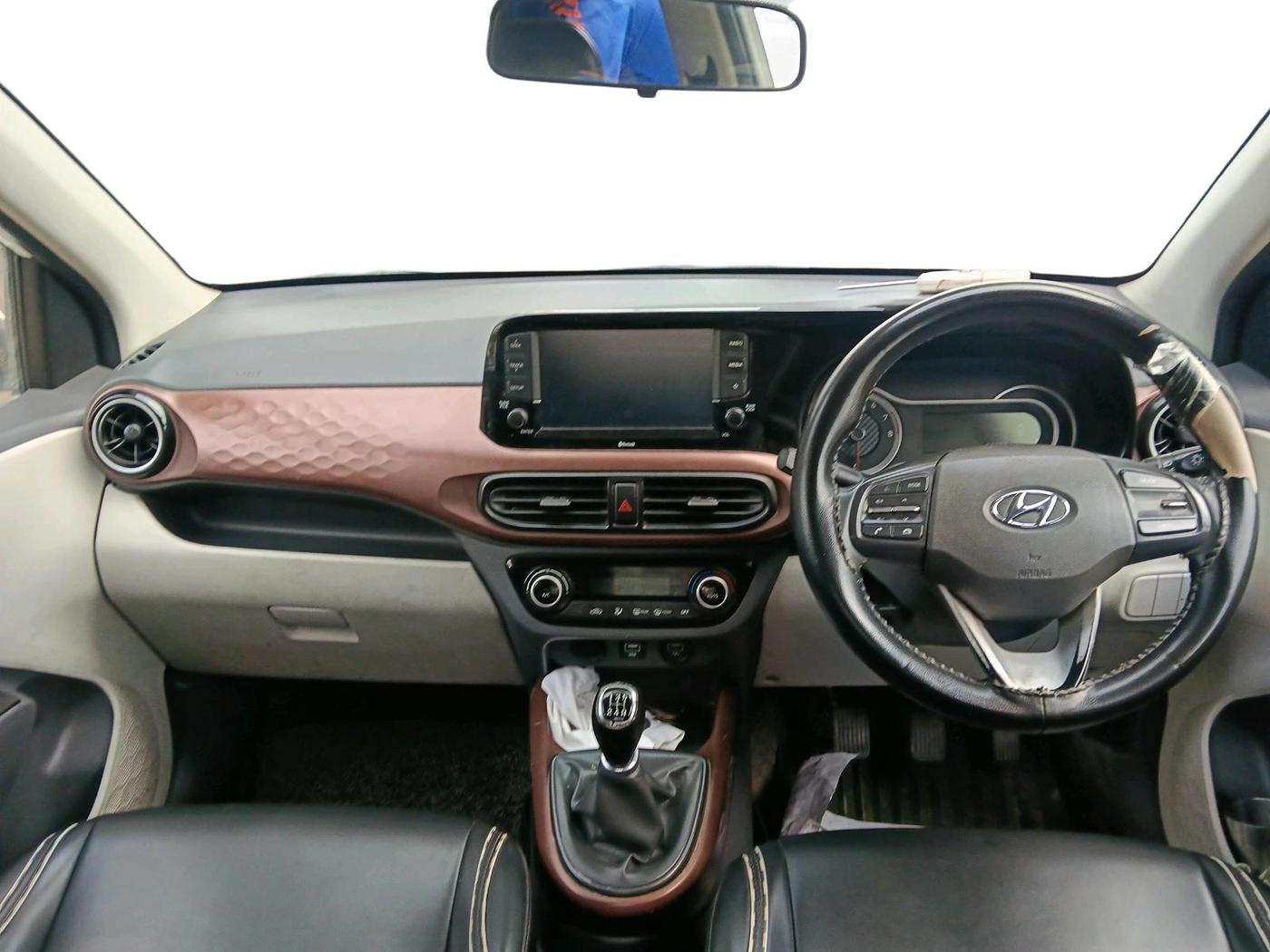 2020 Hyundai AURA SX 1.2 (O), Petrol, Manual, 68,309 km, interior