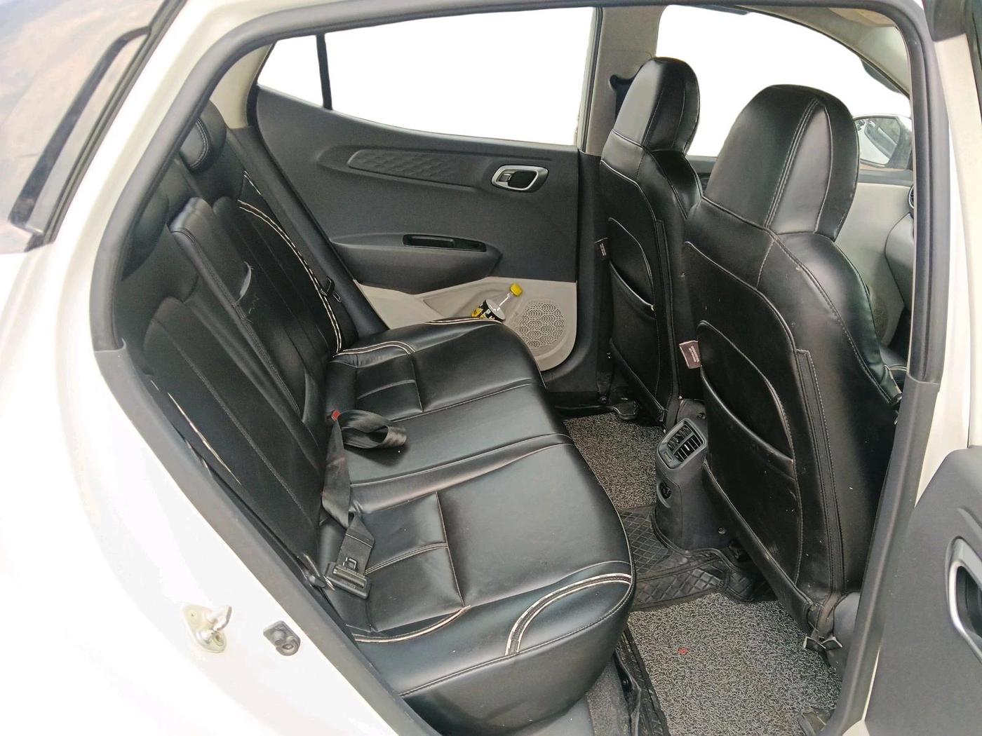 2020 Hyundai AURA SX 1.2 (O), Petrol, Manual, 68,309 km, interior