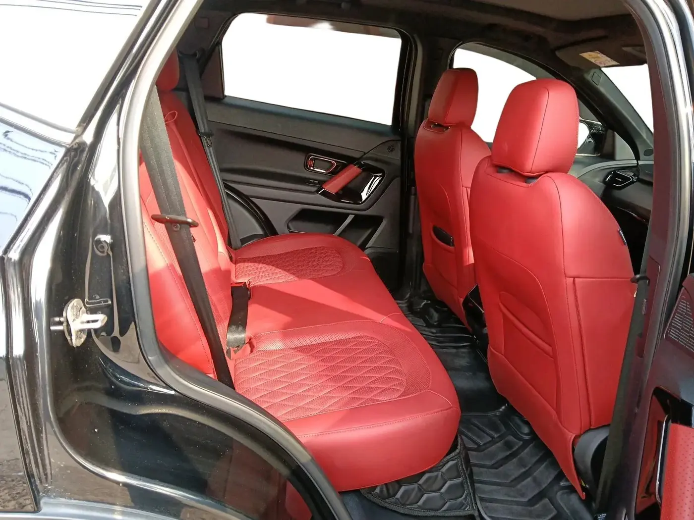2023 Tata Harrier XZA + O 2.0L RED DARK EDITION 5 STR, Diesel, Automatic, 28,487 km, interior