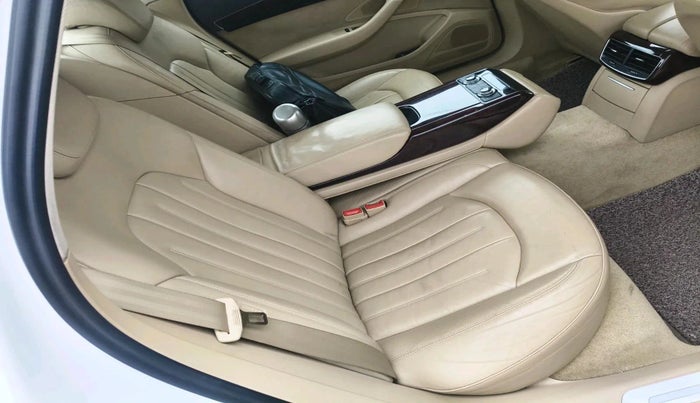 2013 Audi A8L 3.0 TDI quattro, Diesel, Automatic, 63,448 km, interior