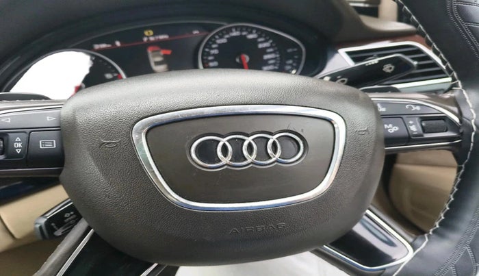 2013 Audi A8L 3.0 TDI quattro, Diesel, Automatic, 63,448 km, interior