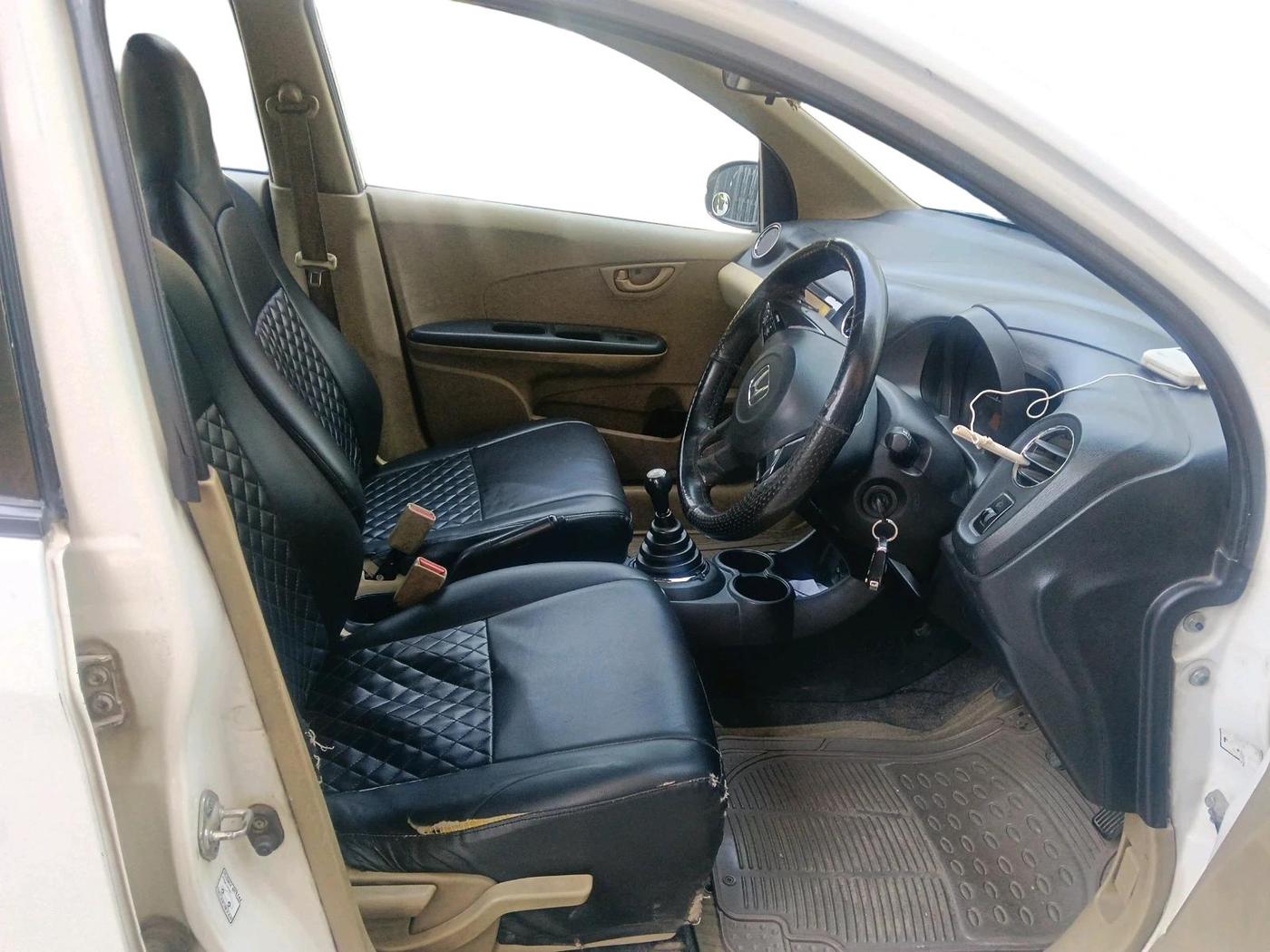 2015 Honda Amaze 1.5L I-DTEC S, Diesel, Manual, 93,463 km, interior