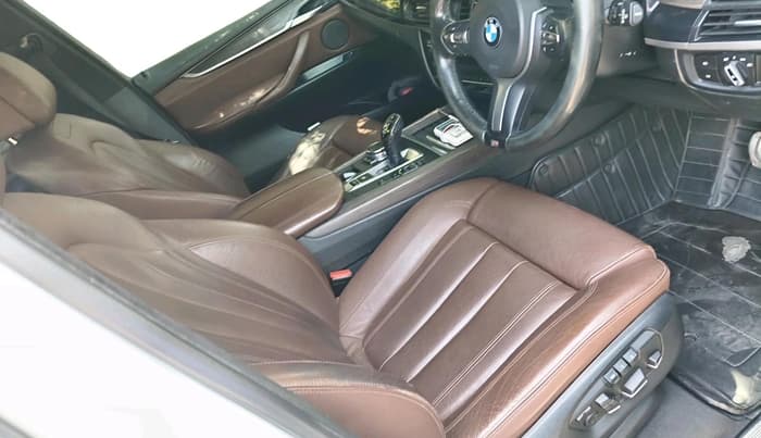2016 BMW X5 X DRIVE 30D M SPORT, Diesel, Automatic, 1,23,512 km, interior