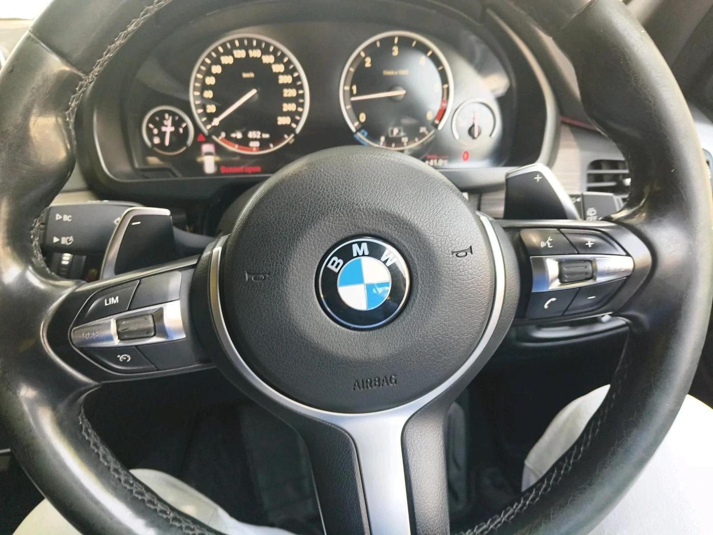 2016 BMW X5 X DRIVE 30D M SPORT, Diesel, Automatic, 1,23,512 km, interior