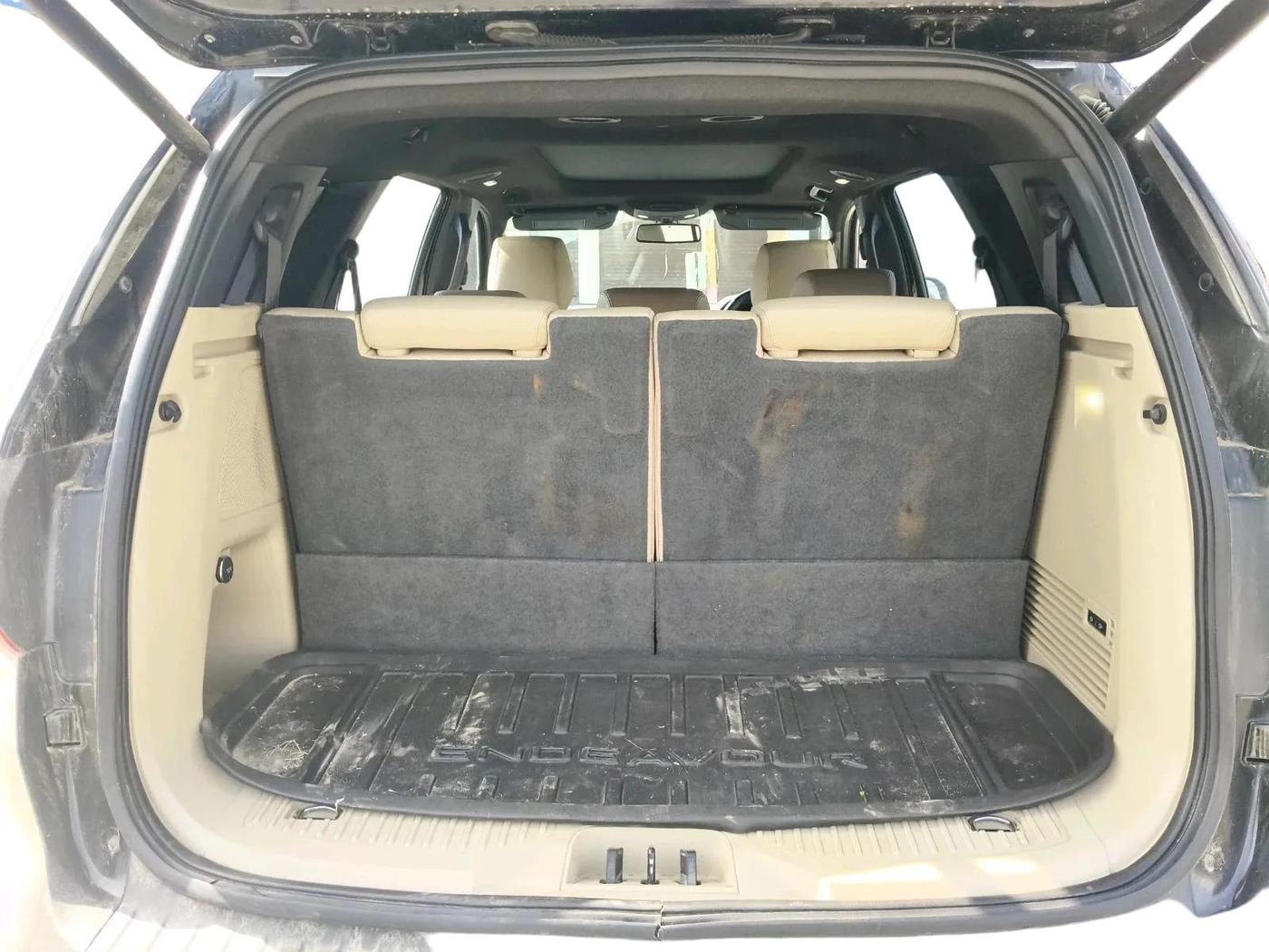 2017 Ford Endeavour TITANIUM 3.2 4X4 AT, Diesel, Automatic, 86,098 km, exterior