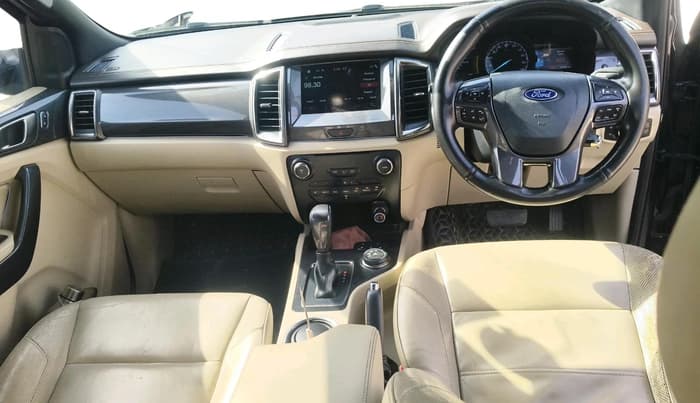 2017 Ford Endeavour TITANIUM 3.2 4X4 AT, Diesel, Automatic, 86,098 km, interior