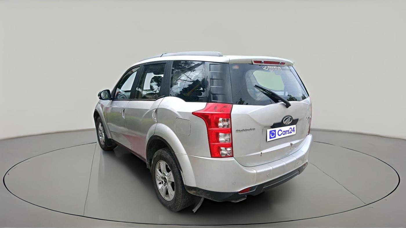 2014 Mahindra XUV500 W8, Diesel, Manual, 1,64,061 km, exterior