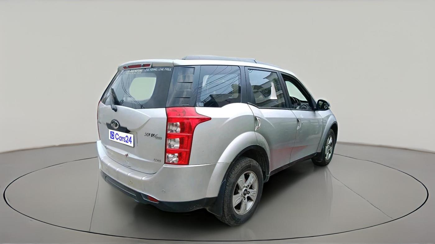 2014 Mahindra XUV500 W8, Diesel, Manual, 1,64,061 km, exterior