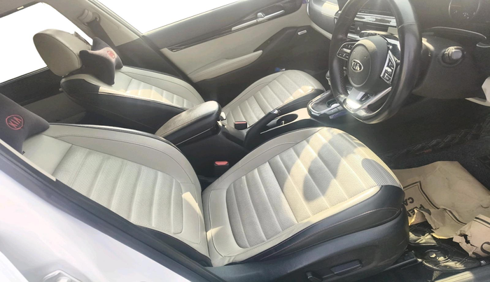 2020 KIA SELTOS GTX PLUS AT 1.5 DIESEL, Diesel, Automatic, 75,635 km, interior