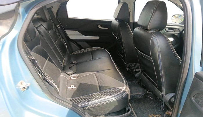 2023 Tata PUNCH CREATIVE  MT, Petrol, Manual, 39,263 km, interior