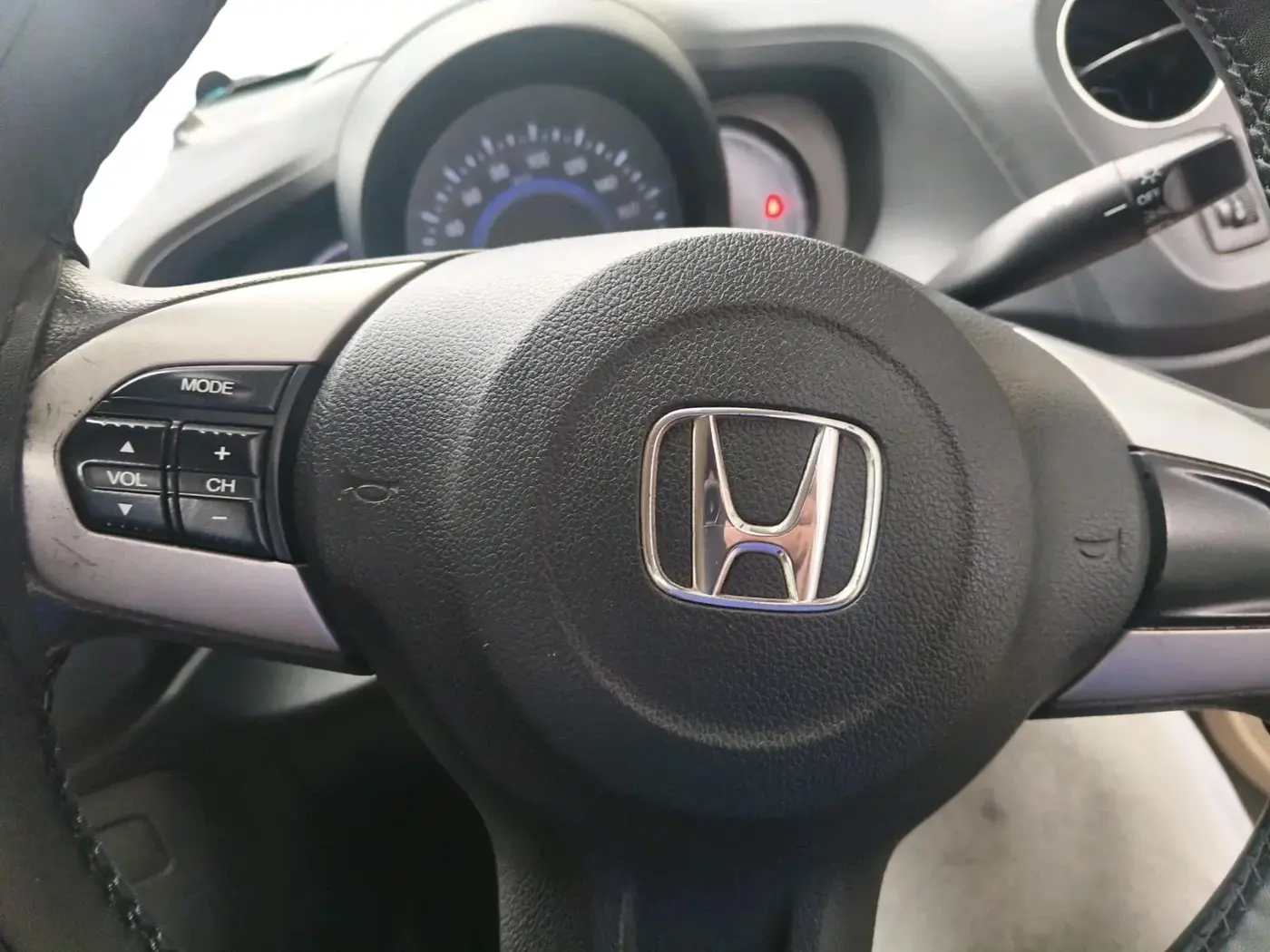 2015 Honda Amaze 1.2L I-VTEC S, Petrol, Manual, 67,799 km, interior