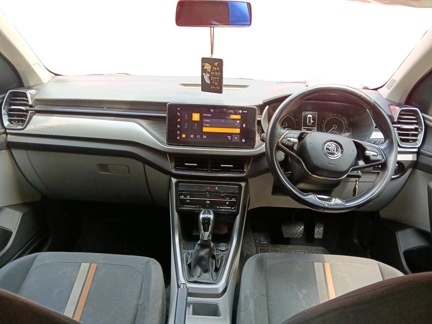 2022 Skoda KUSHAQ AMBITION 1.0L TSI AT, Petrol, Automatic, 80,696 km, interior