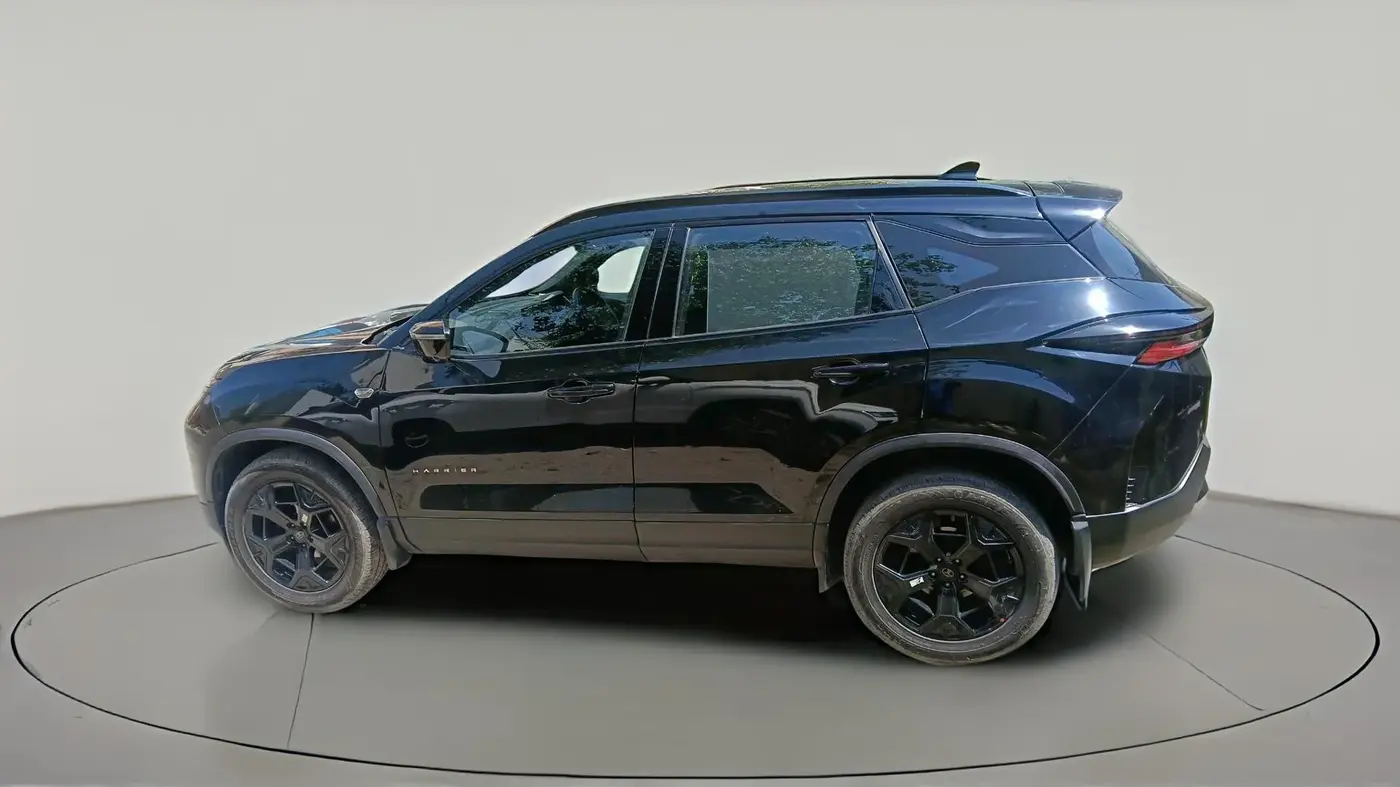 2024 Tata Harrier FEARLESS DARK EDITION AT, Diesel, Automatic, 47,381 km, exterior
