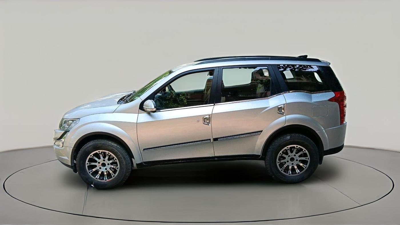 2016 Mahindra XUV500 W6, Diesel, Manual, 89,508 km, exterior