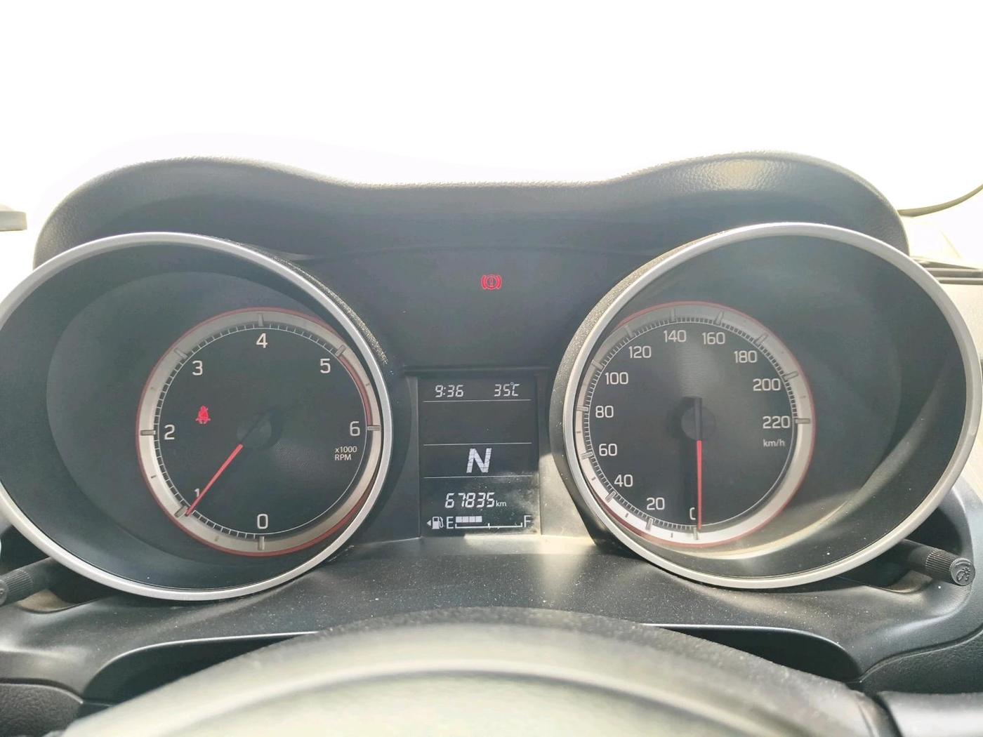 2018 Maruti Swift ZDI AMT, Diesel, Automatic, 67,835 km, interior