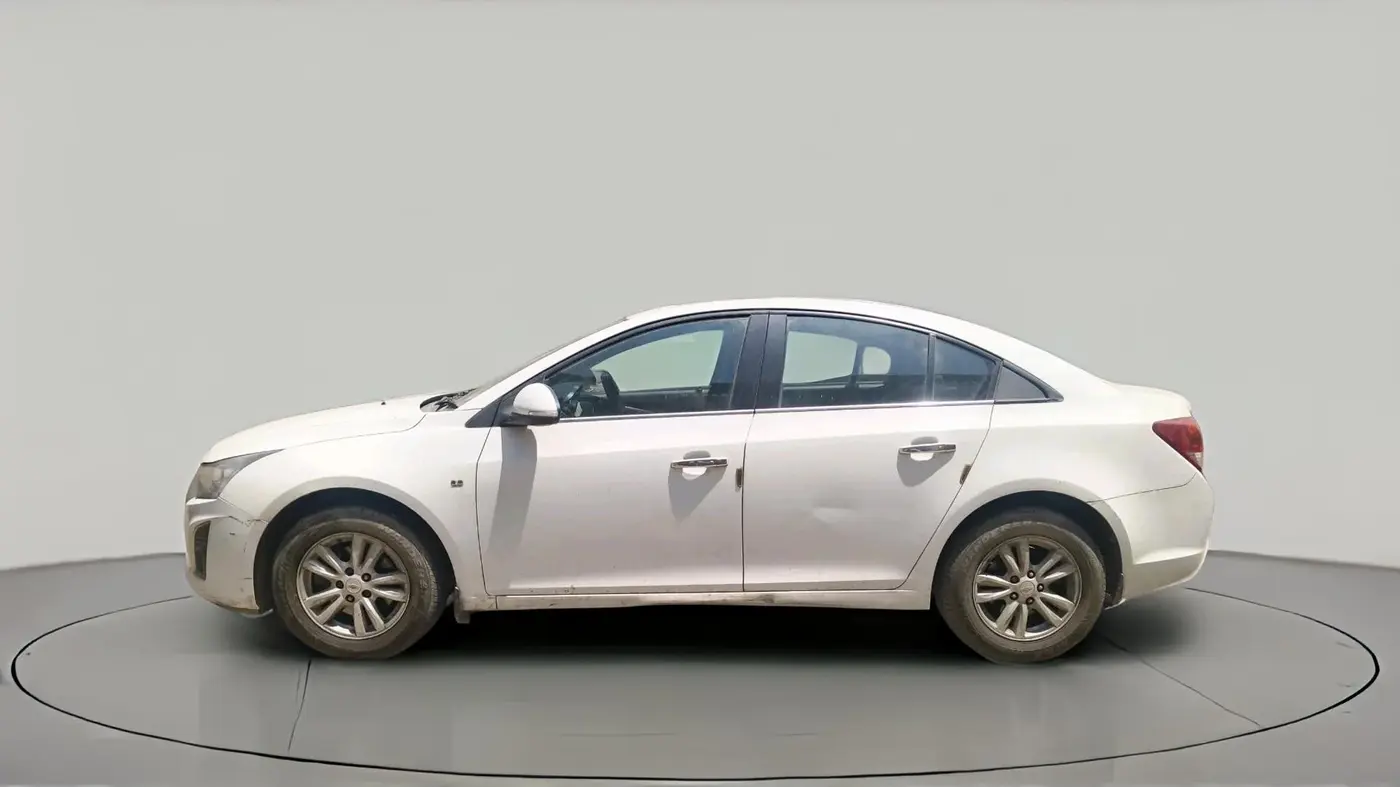 2015 Chevrolet Cruze LTZ, Diesel, Manual, 1,25,002 km, exterior