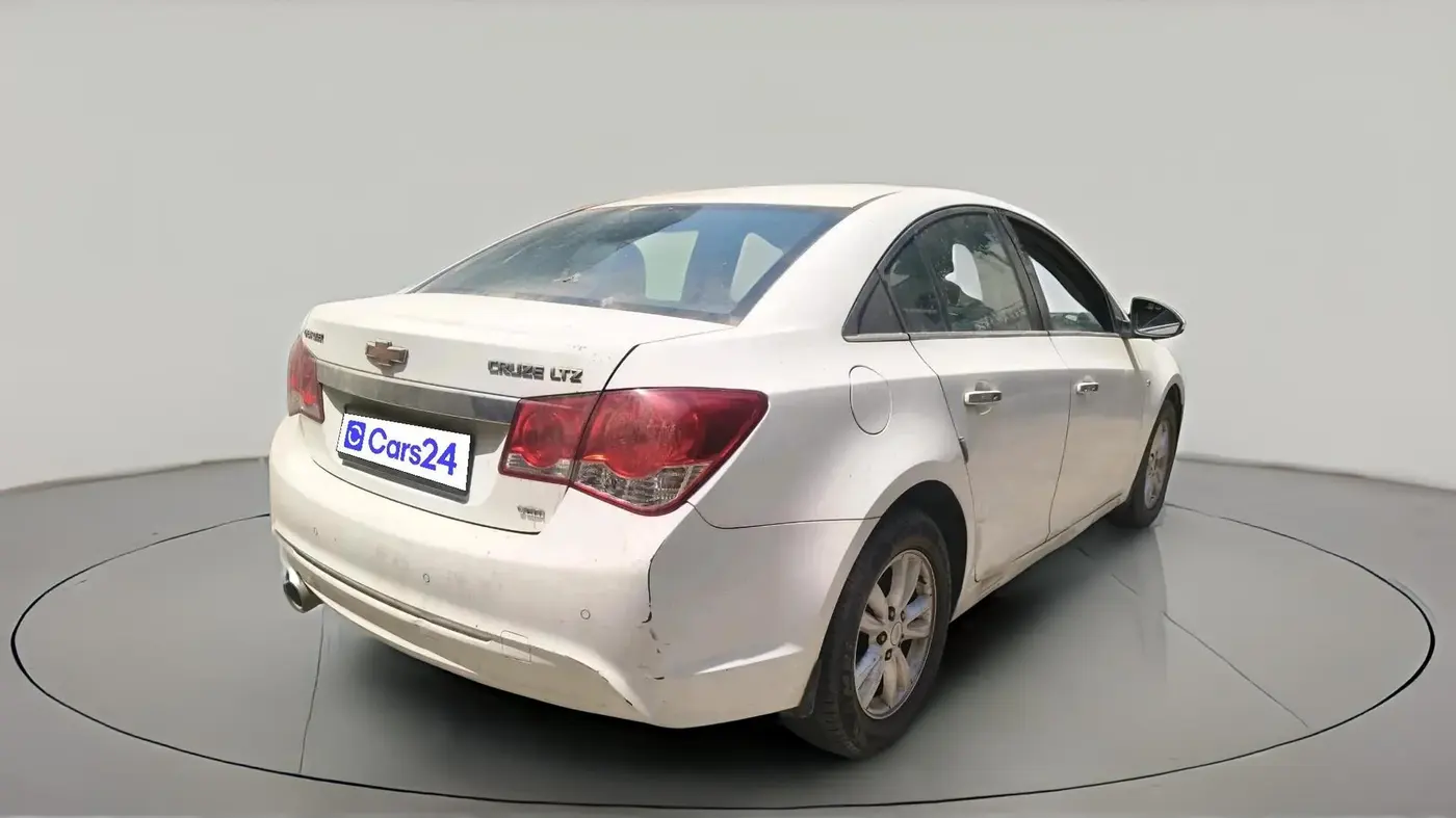 2015 Chevrolet Cruze LTZ, Diesel, Manual, 1,25,002 km, exterior