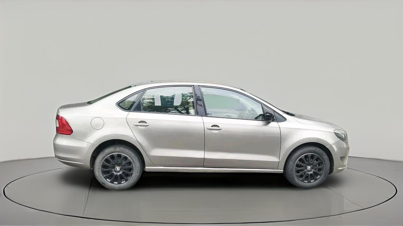 2016 Skoda Rapid 1.5 TDI CR ELEGANCE AT, Diesel, Automatic, 84,993 km, exterior