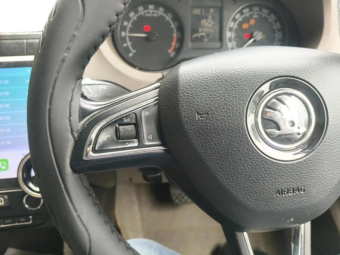 2016 Skoda Rapid 1.5 TDI CR ELEGANCE AT, Diesel, Automatic, 84,993 km, interior