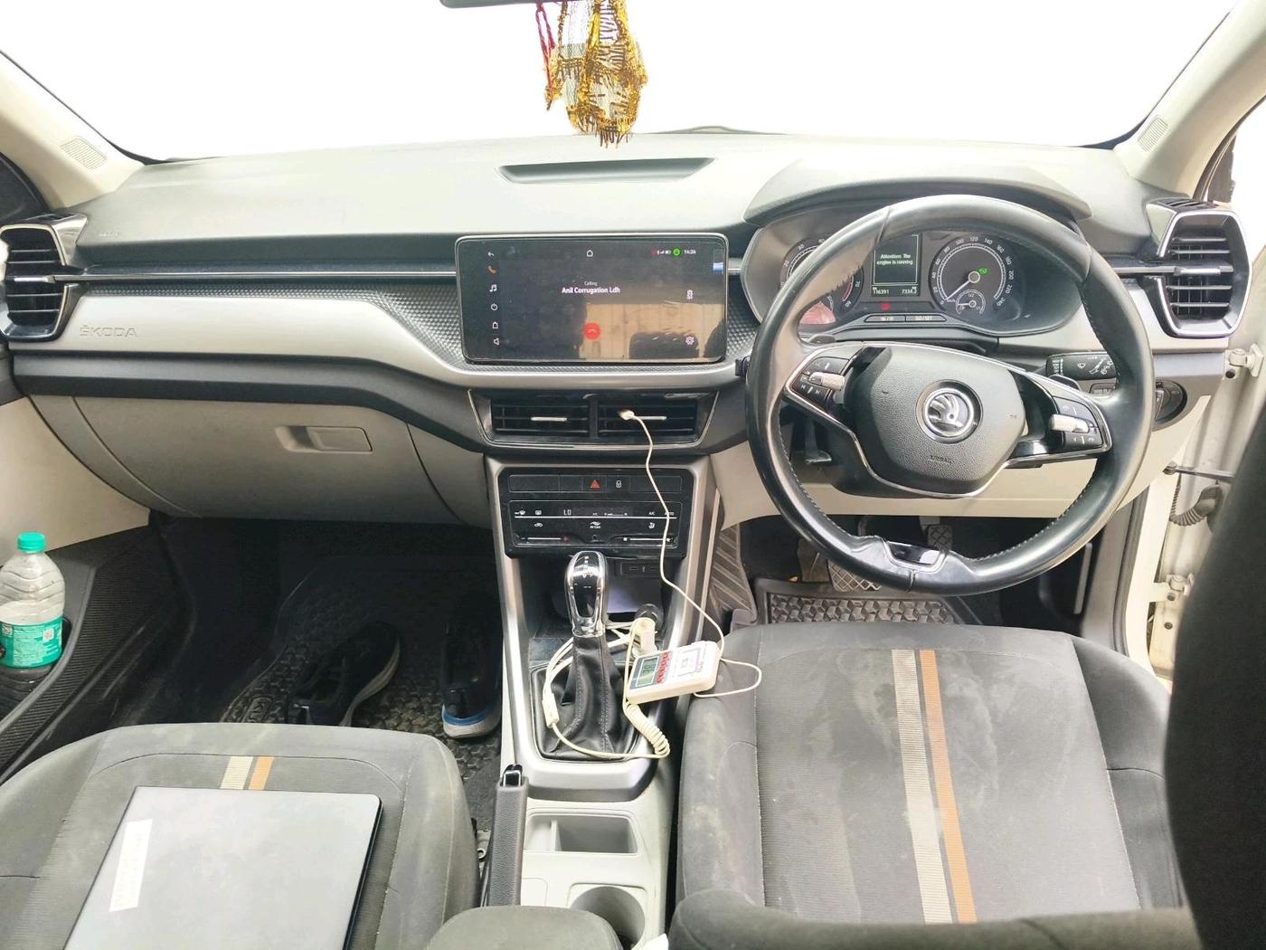 2022 Skoda KUSHAQ AMBITION 1.0L TSI AT, Petrol, Automatic, 1,16,391 km, interior