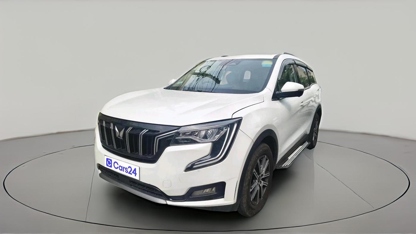 2022 Mahindra XUV700 AX 7 LUXURY P AT 7 STR, Petrol, Automatic, 64,797 km, exterior
