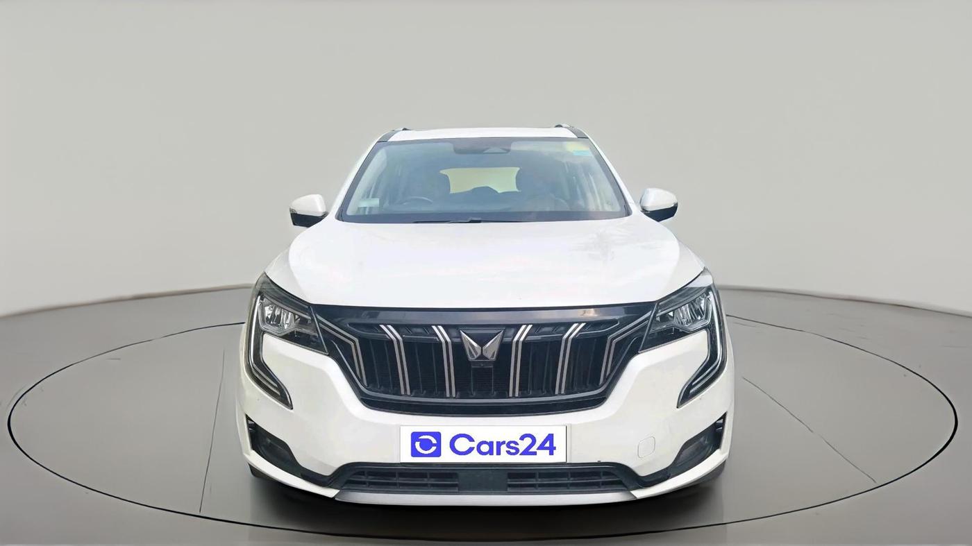 2022 Mahindra XUV700 AX 7 LUXURY P AT 7 STR, Petrol, Automatic, 64,797 km, exterior