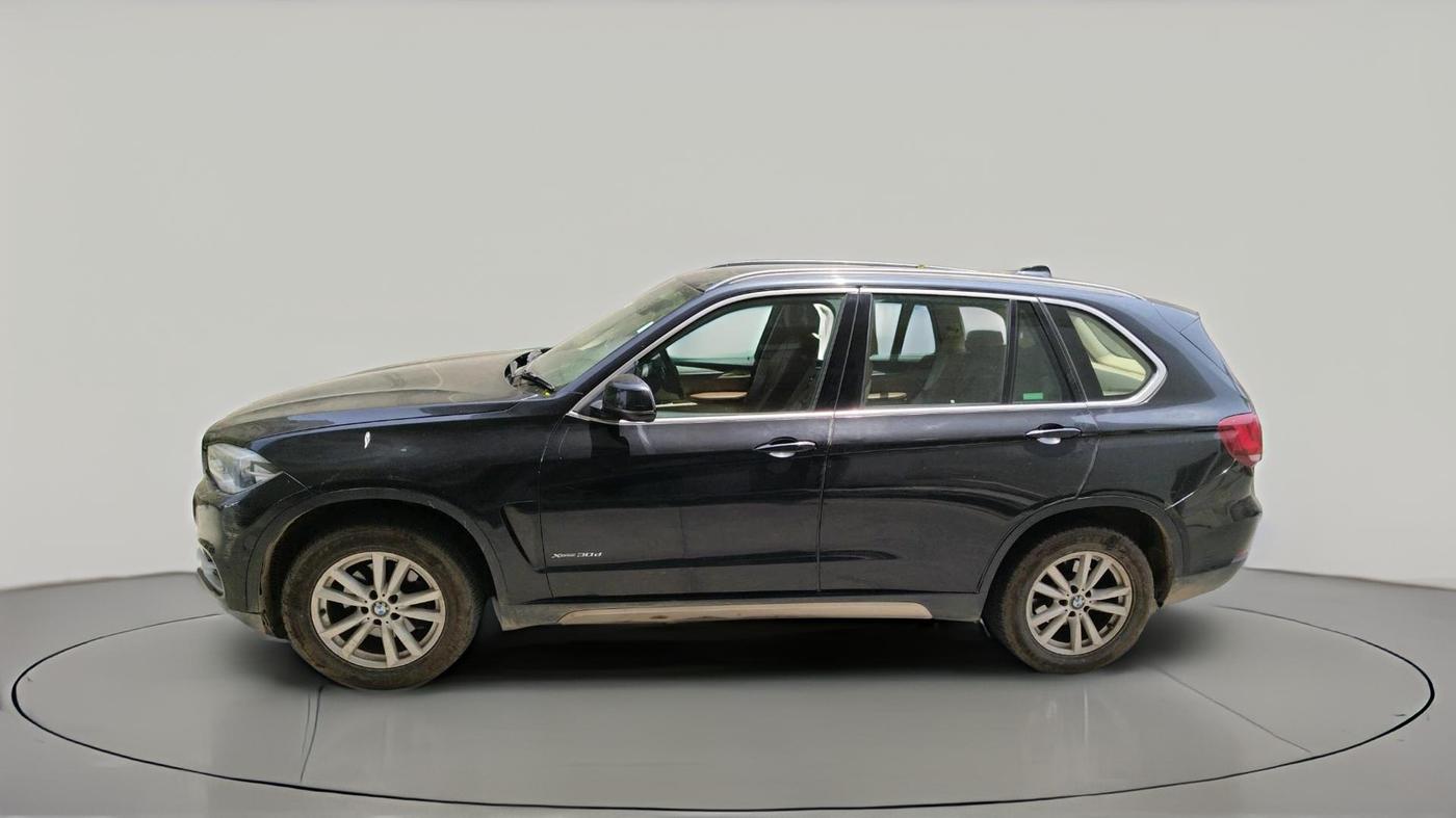 2015 BMW X5 XDRIVE 30 D, Diesel, Automatic, 1,22,307 km, exterior