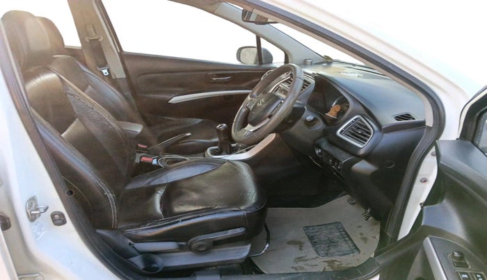 2016 Maruti S Cross ALPHA 1.3, Diesel, Manual, 1,51,712 km, interior