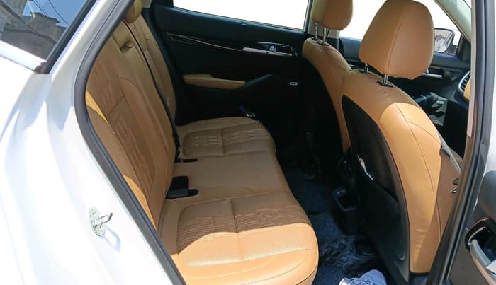 2024 KIA SELTOS HTX Plus 1.5 Diesel MT, Diesel, Manual, 26,878 km, interior